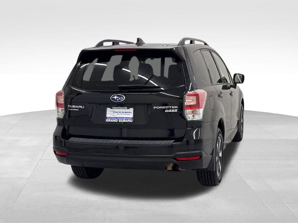 Used 2017 Subaru Forester 2.5i Premium w/ Protection Package #1 AWD/4WD image 6