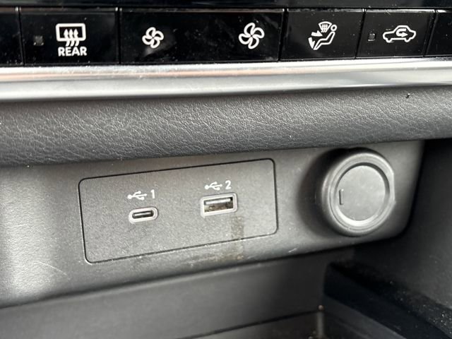 Certified 2021 Nissan Rogue SV image 16