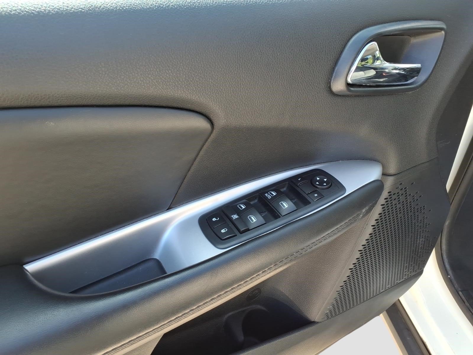 Used 2018 Dodge Journey SXT w/ Connectivity Group AWD/4WD image 13