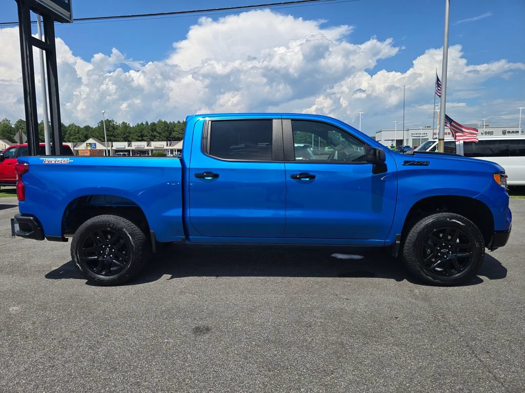 Used 2025 Chevrolet Silverado 1500 LT Trail Boss w/ Convenience Package II AWD/4WD image 6