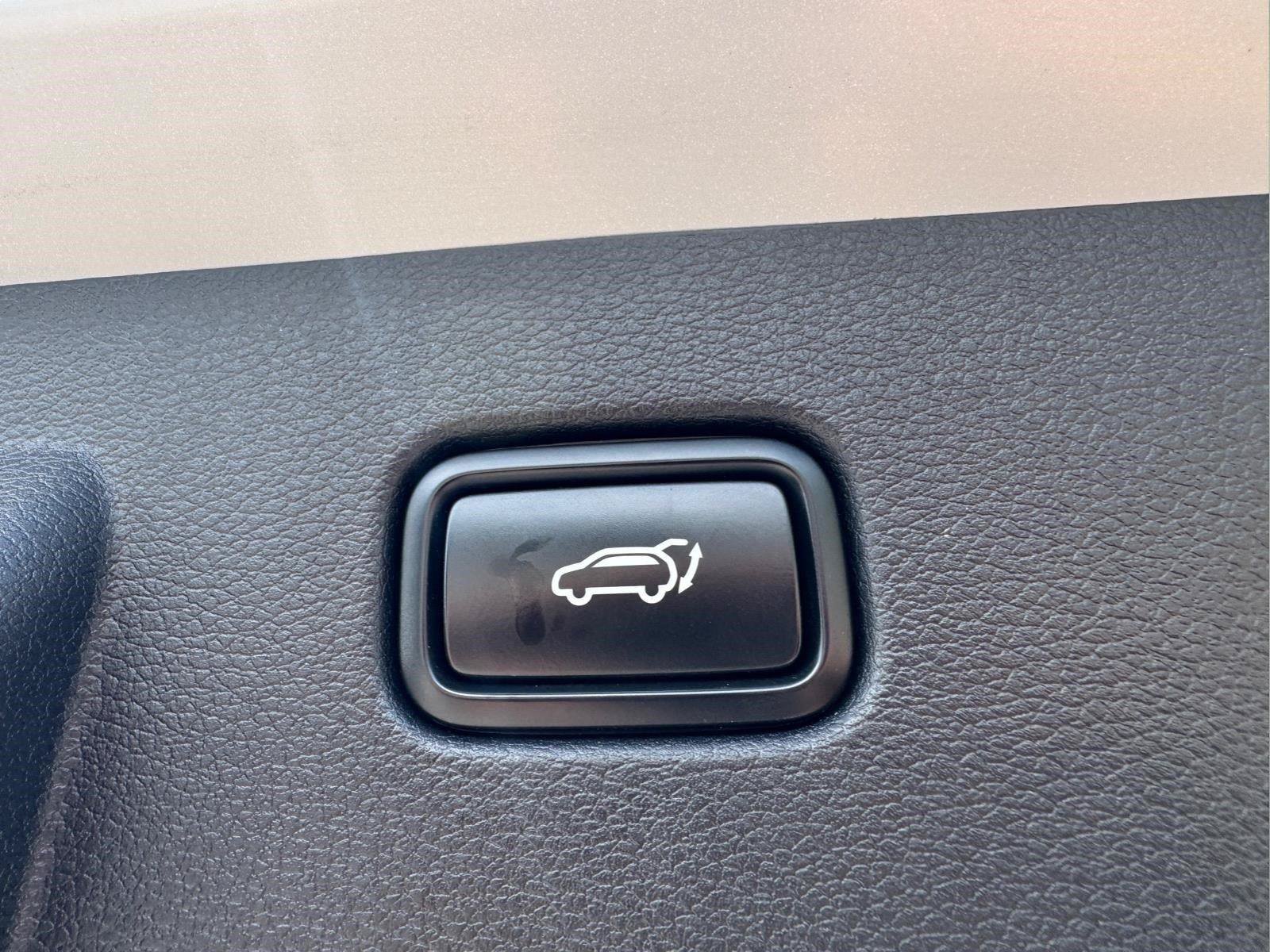 Used 2023 Kia Sportage SX FWD image 10