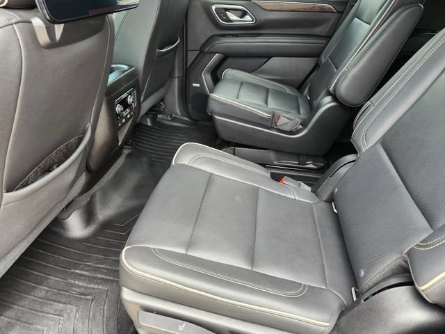 Used 2021 Chevrolet Tahoe Premier w/ Premium Package RWD image 35