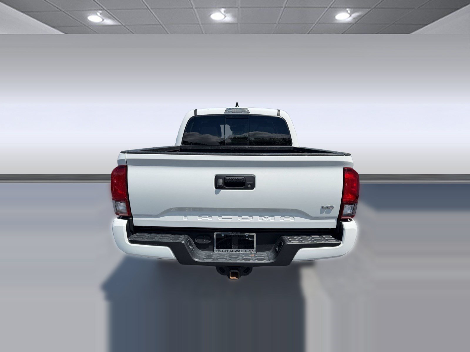 Used 2023 Toyota Tacoma SR5 w/ Technology Package RWD image 10