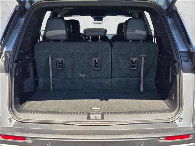 Used 2024 Chevrolet Traverse LT image 6