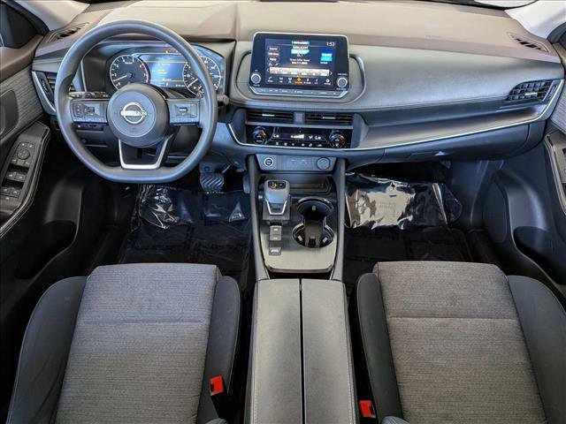 Used 2023 Nissan Rogue SV FWD image 16