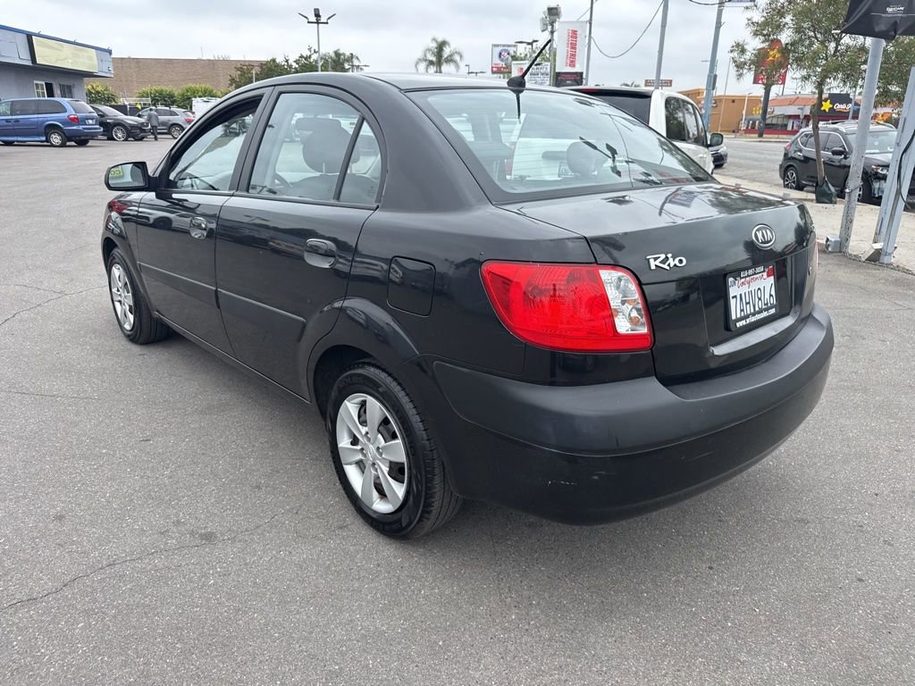 Used 2008 Kia Rio LX FWD image 3