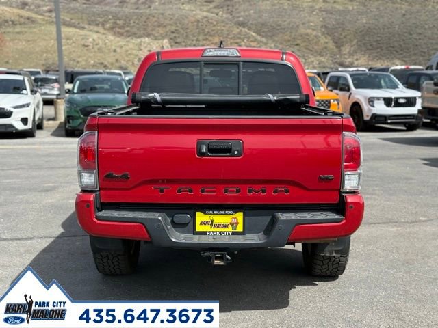 Used 2016 Toyota Tacoma Limited image 4
