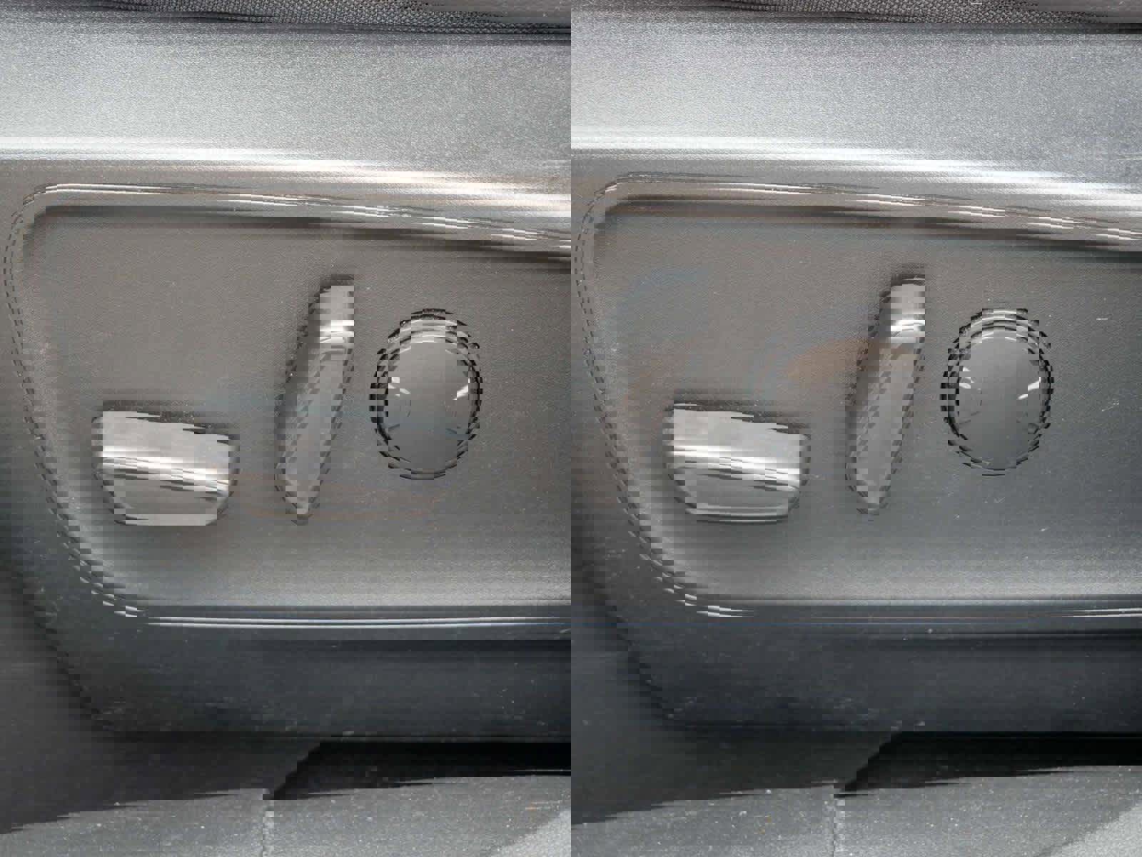 Used 2021 Ford Escape Titanium image 17