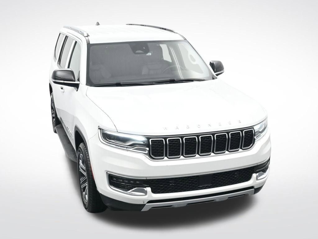 Used 2024 Jeep Wagoneer Series II w/ Flexible Seating Group image 13