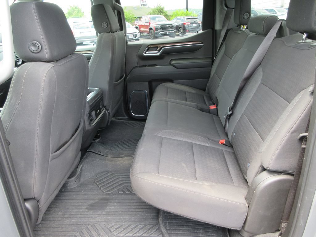 Certified 2024 Chevrolet Silverado 1500 LT Trail Boss w/ LPO, Dark Essentials Package AWD/4WD image 19
