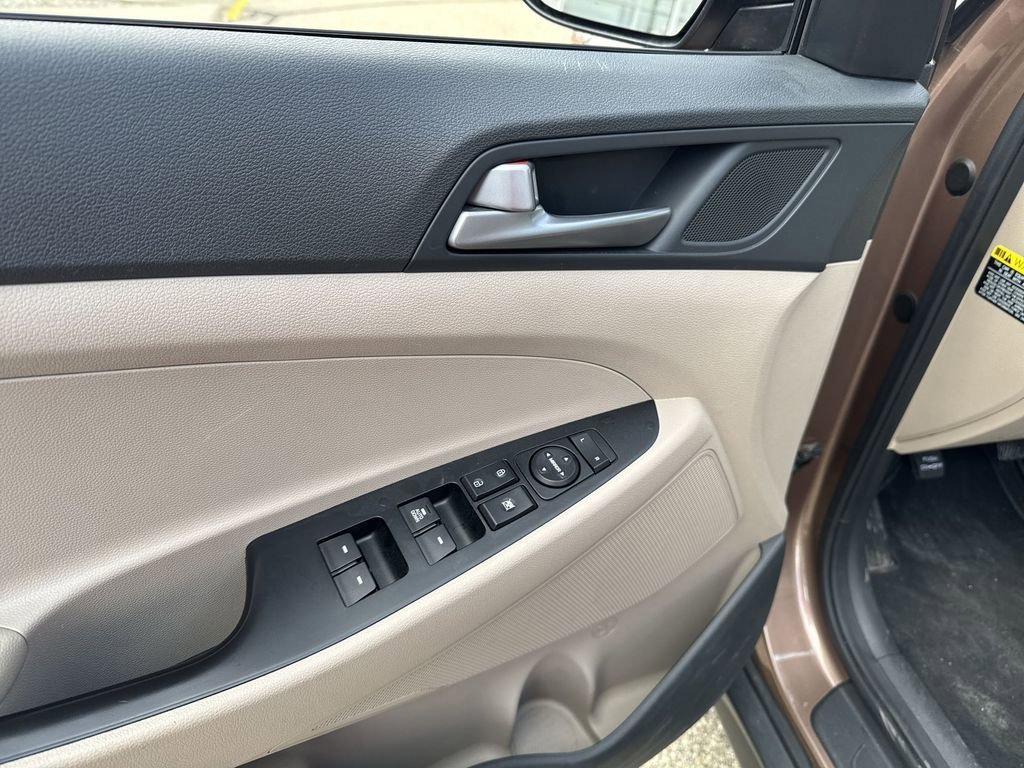 Used 2017 Hyundai Tucson SE FWD image 13