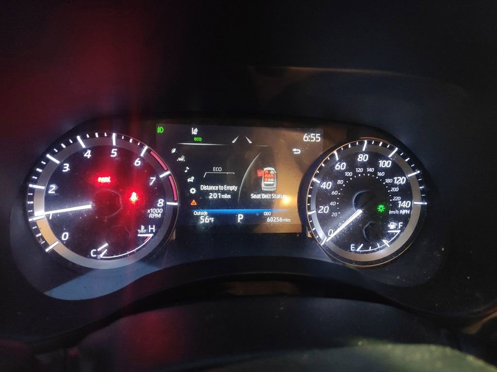 Used 2023 Toyota Highlander LE image 8