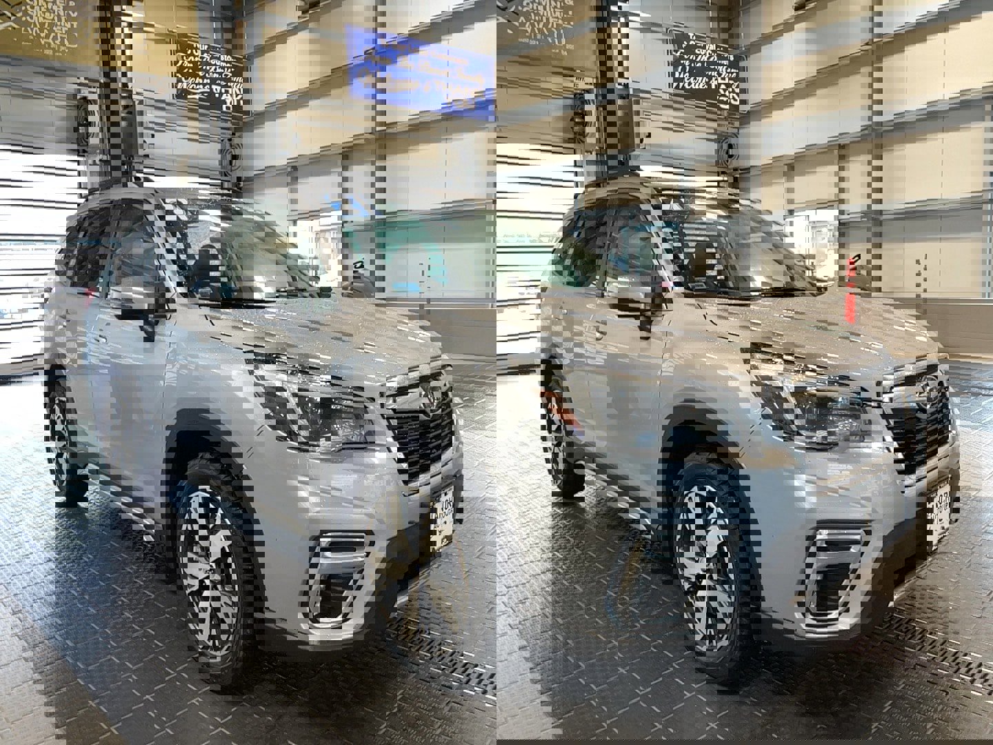 Used 2021 Subaru Forester Touring image 1