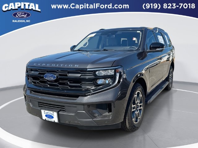 Certified 2025 Ford Expedition Active AWD/4WD image 1