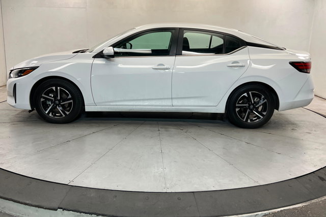 Used 2025 Nissan Sentra SV FWD image 2