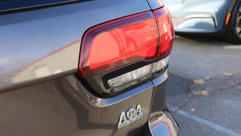 Used 2018 Jeep Grand Cherokee Altitude image 8