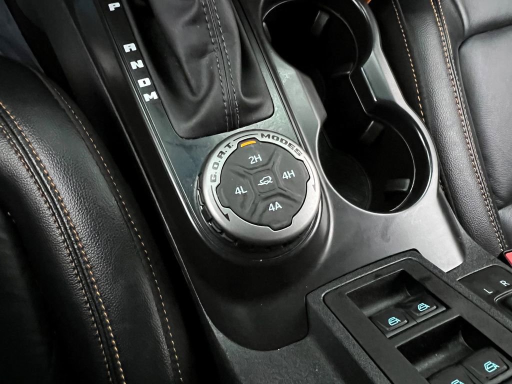 Used 2024 Ford Bronco Badlands image 26