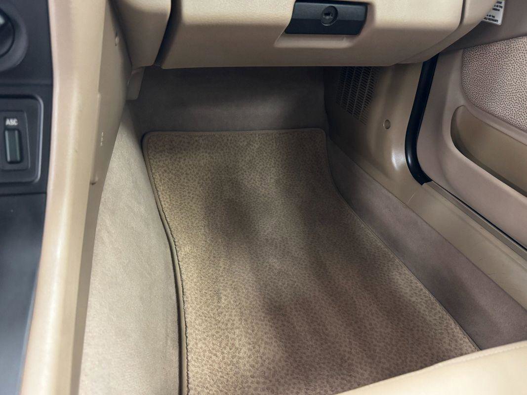 Used 1997 BMW Z3 1.9 RWD image 13