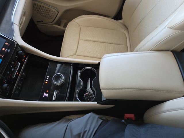 Used 2022 Jeep Grand Cherokee L Limited w/ Luxury Tech Group II image 68