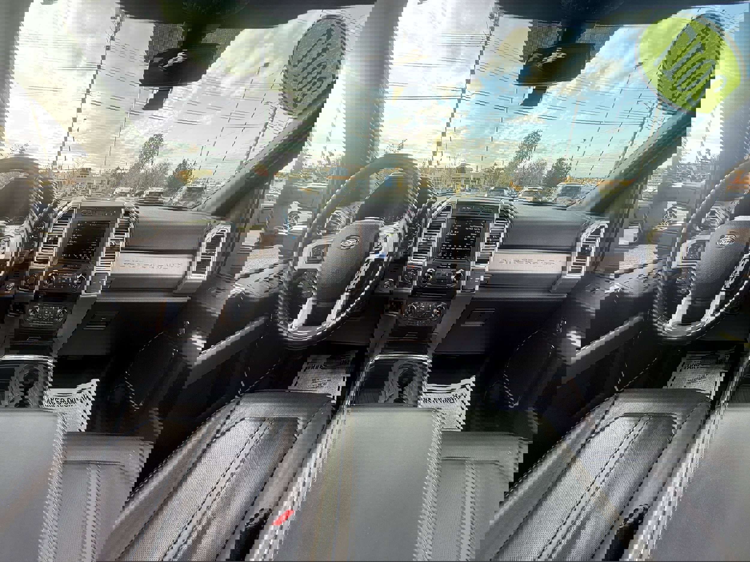 Used 2017 Ford F350 Platinum w/ Platinum Ultimate Package image 4