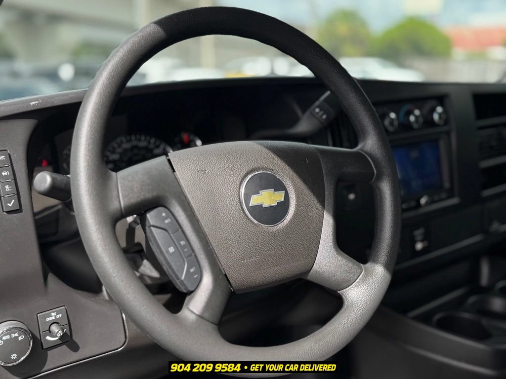 Used 2026 Chevrolet Express 2500 w/ Driver Convenience Package RWD image 14