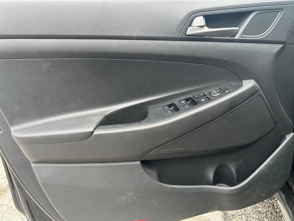 Used 2018 Hyundai Tucson SEL FWD image 16