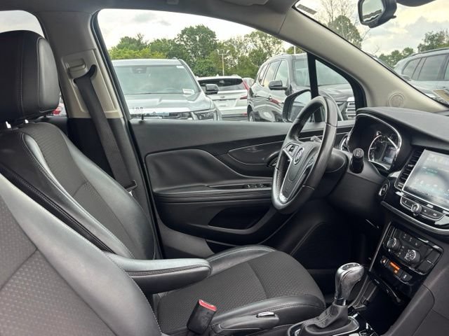 Used 2020 Buick Encore Preferred AWD/4WD image 14