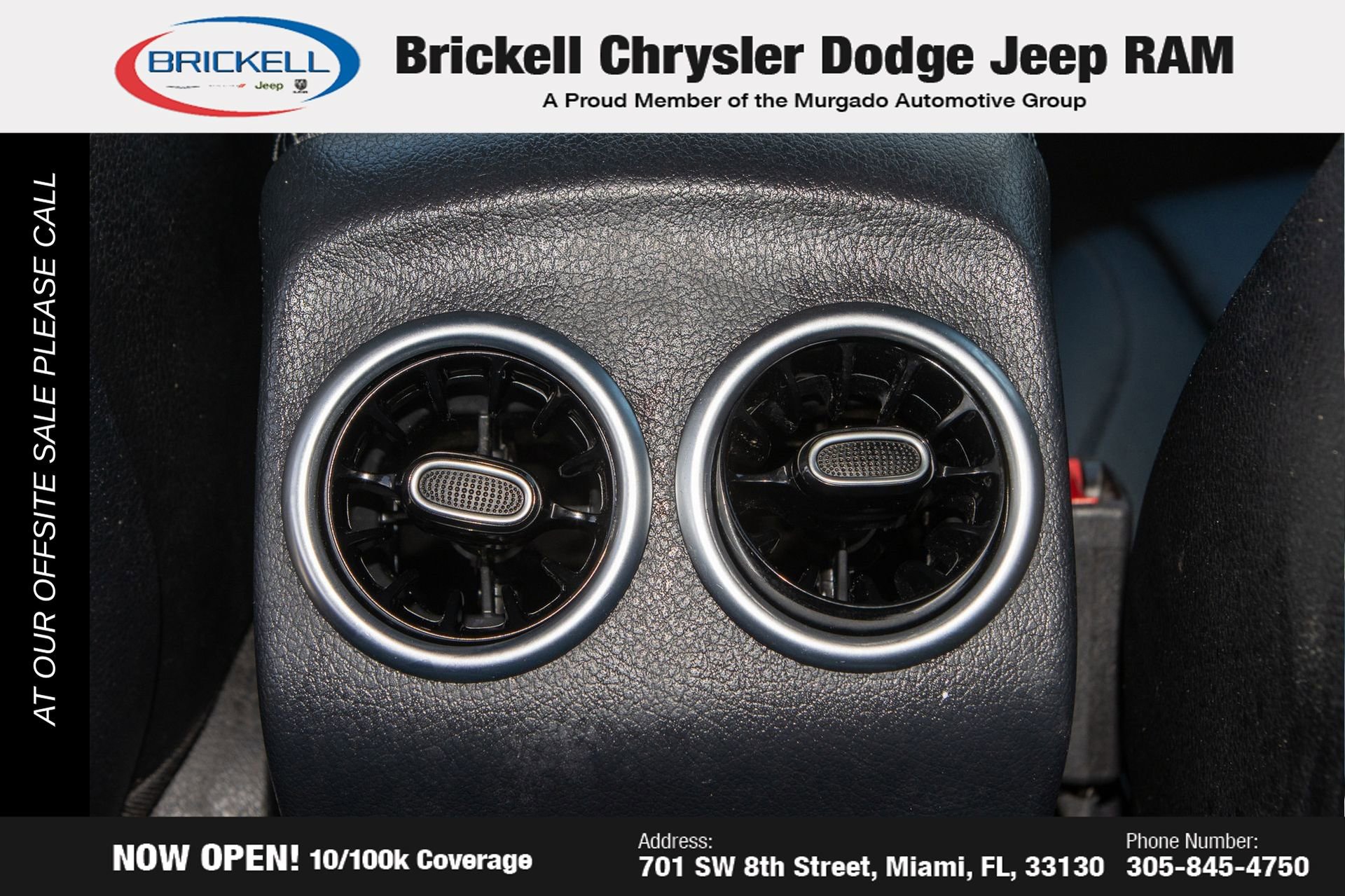 Used 2021 Mercedes-Benz GLB 250 4MATIC w/ Premium Package image 19