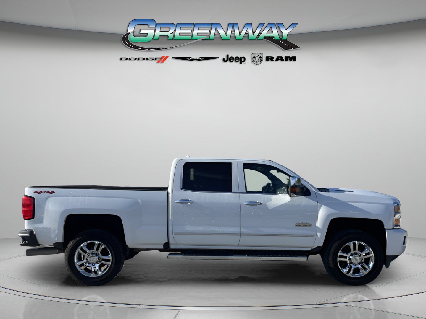 Used 2019 Chevrolet Silverado 2500 High Country w/ Duramax Plus Package AWD/4WD image 5