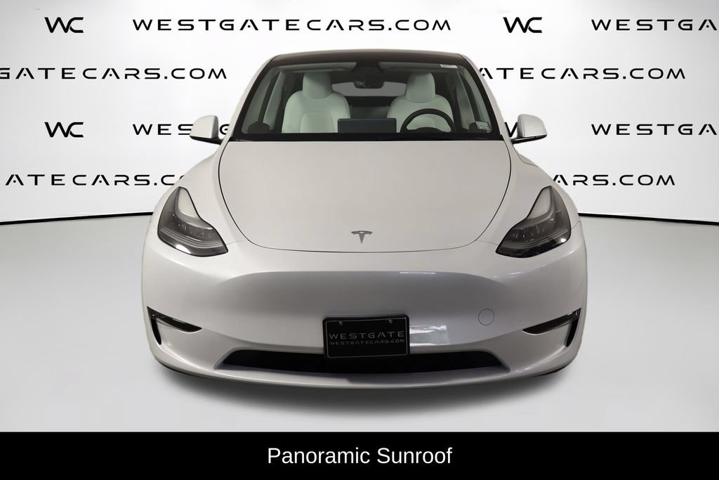 Used 2023 Tesla Model Y Long Range AWD/4WD image 2