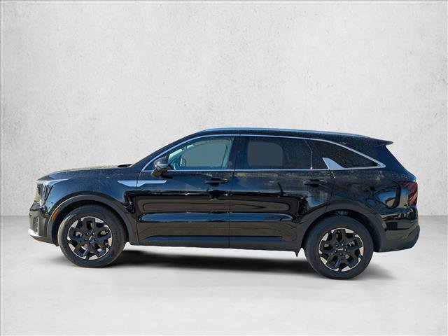 Used 2025 Kia Sorento S image 8