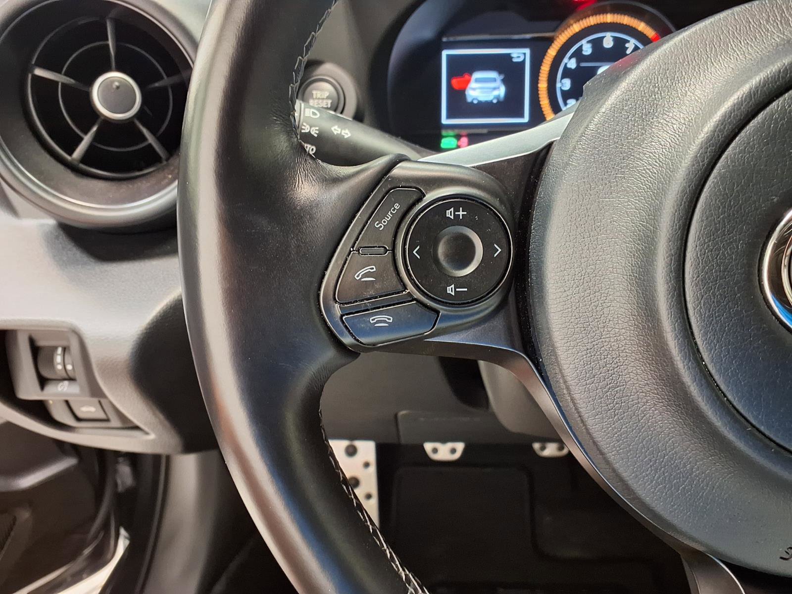 Used 2025 Toyota GR86 Premium image 18