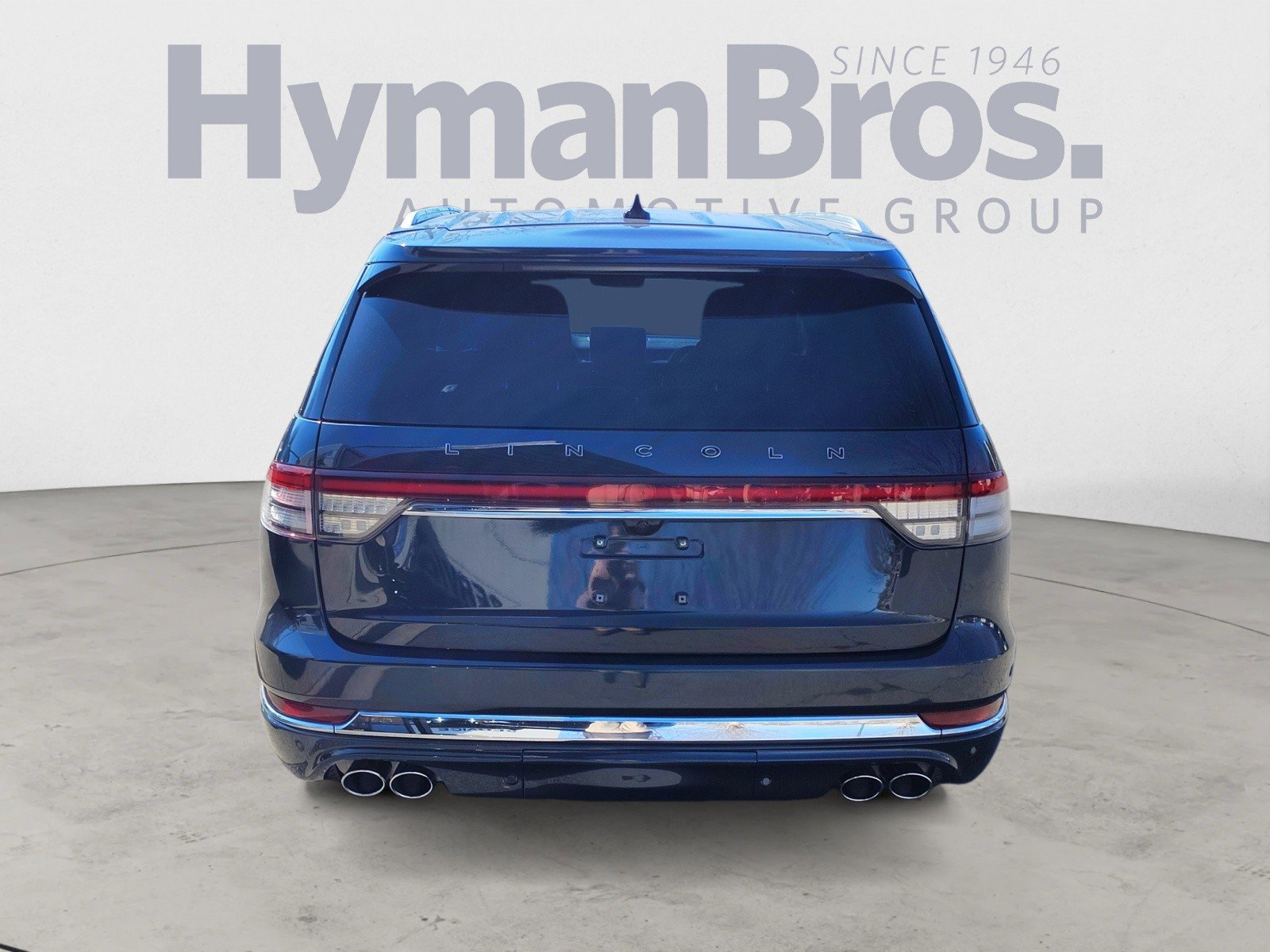 Used 2023 Lincoln Aviator Black Label w/ Class IV Trailer Tow Package image 4