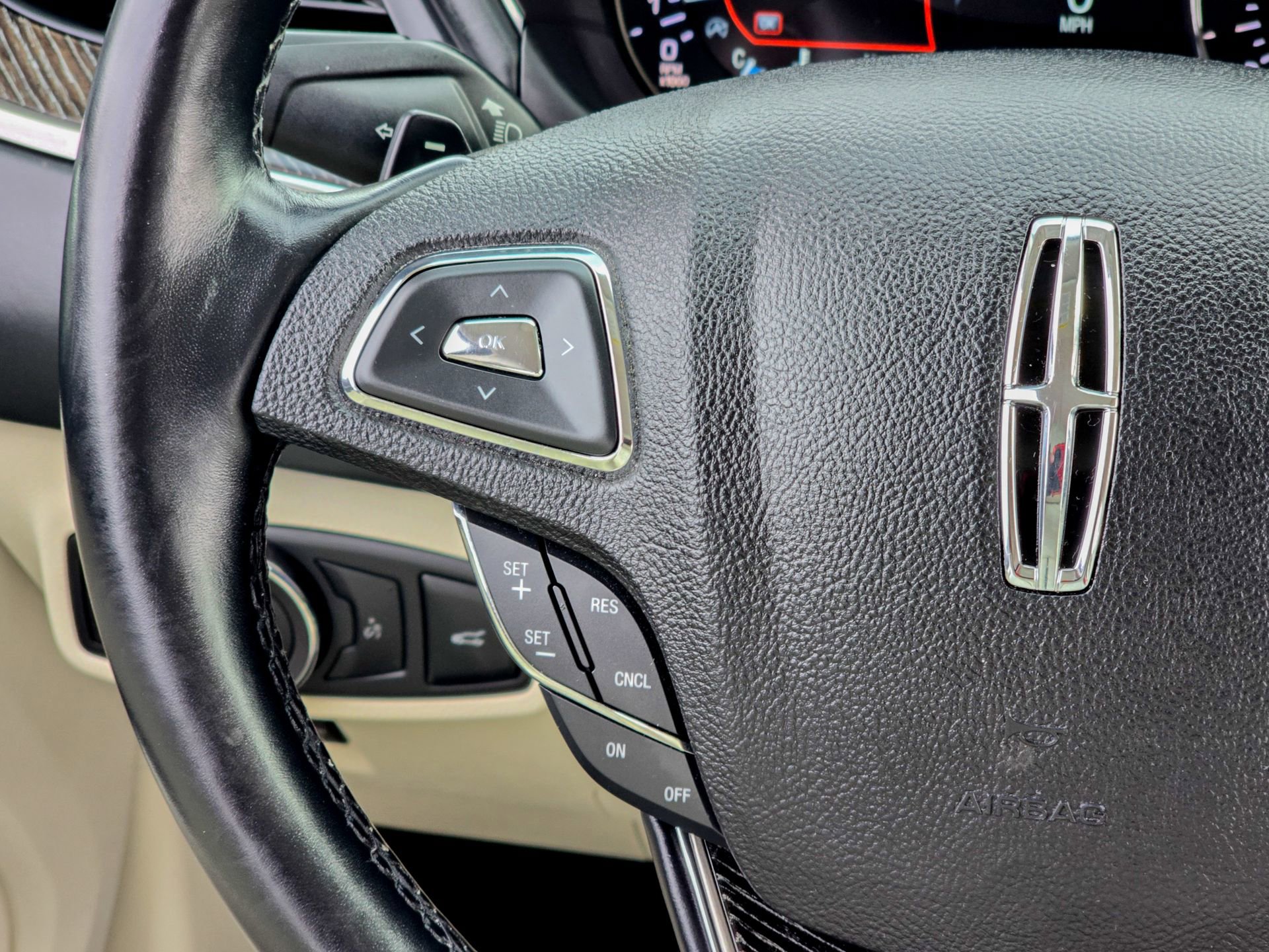 Used 2019 Lincoln MKC Black Label image 38