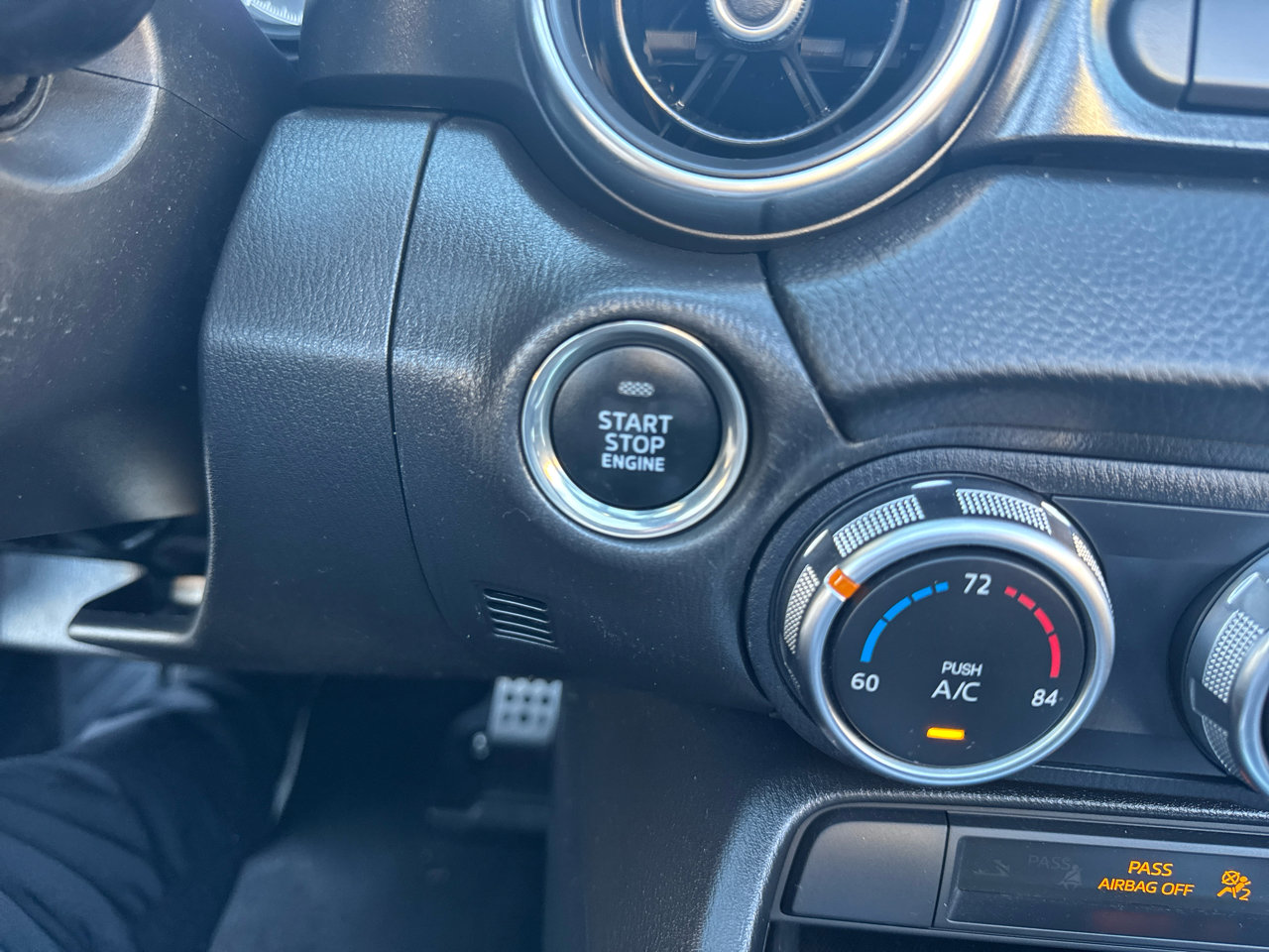 Used 2017 FIAT 124 Spider Abarth image 40