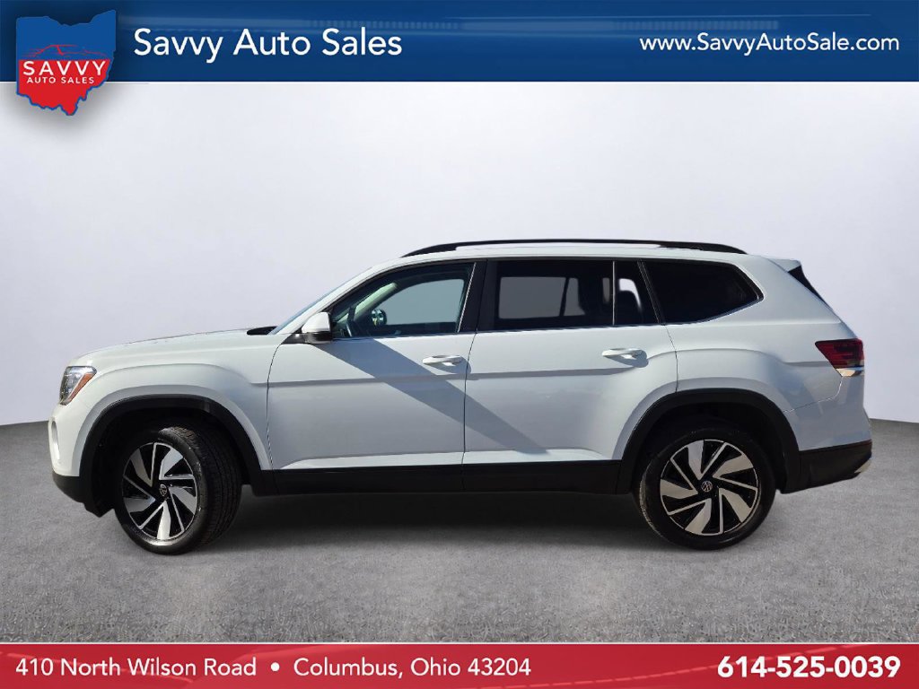 Used 2025 Volkswagen Atlas SE FWD image 12