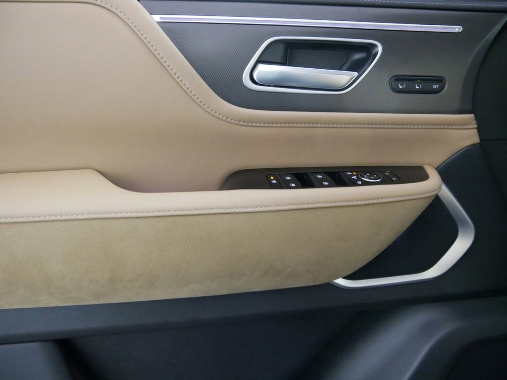 New 2025 INFINITI QX80 Luxe w/ Exterior Package image 13