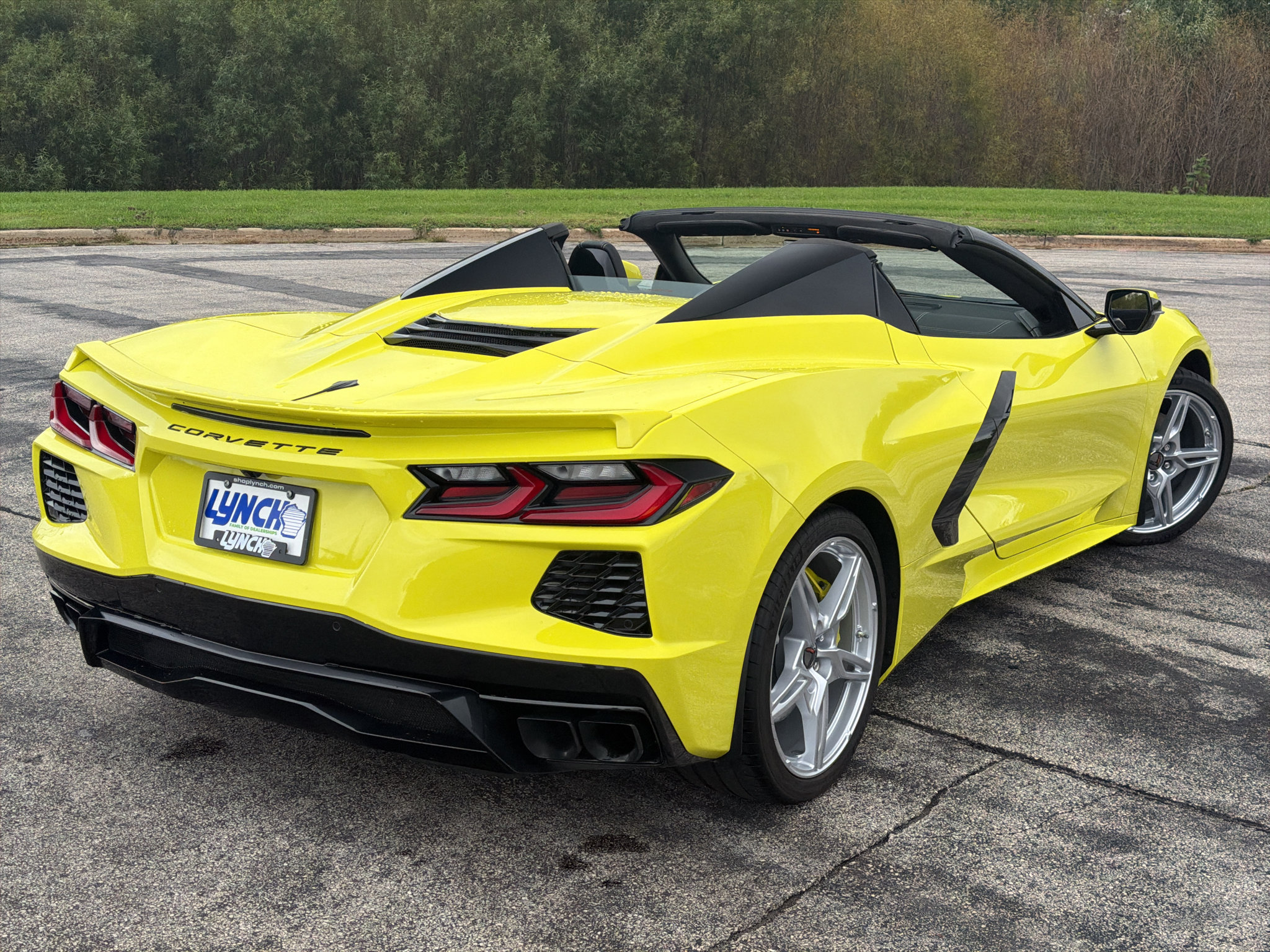 Used 2024 Chevrolet Corvette Stingray Premium Conv w/ 3LT RWD image 8