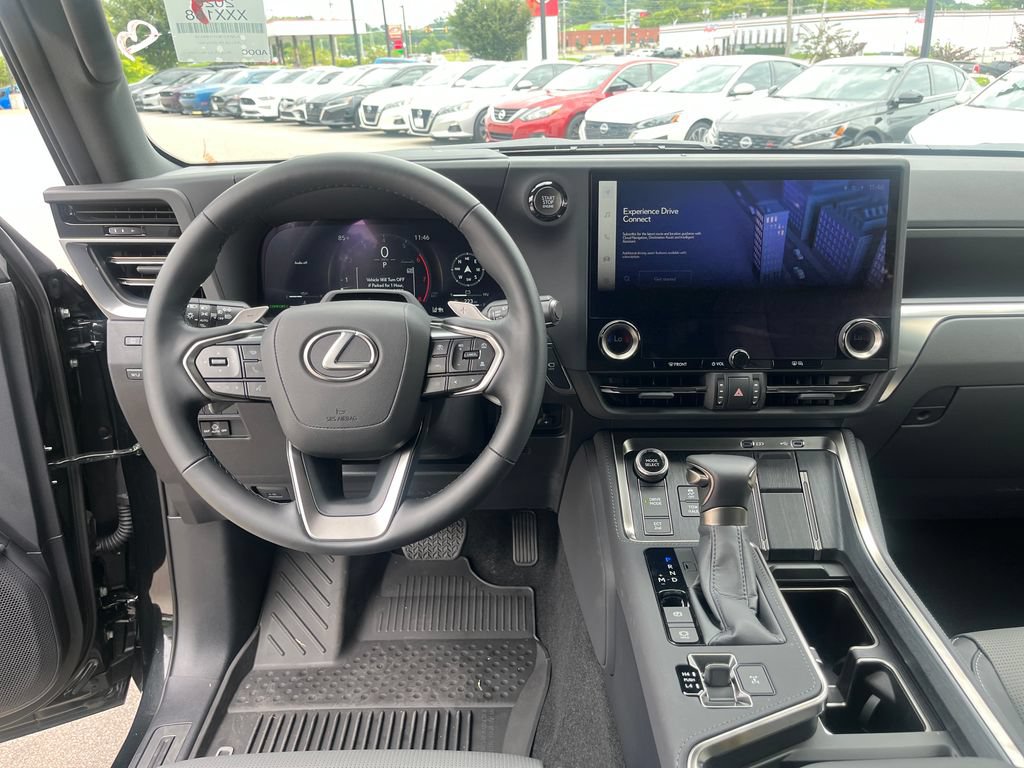 Used 2026 Lexus GX 550 w/ Accessory Package (2T) AWD/4WD image 22