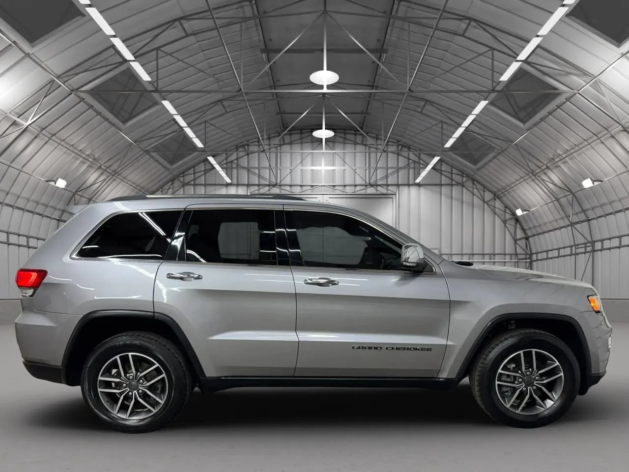 Used 2020 Jeep Grand Cherokee Limited w/ Luxury Group II AWD/4WD image 7