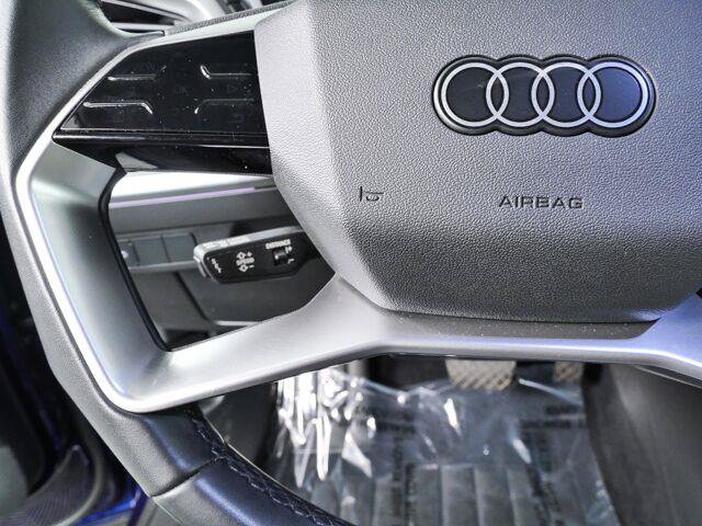 Used 2023 Audi Q4 e-tron Premium Plus w/ Premium Plus AWD/4WD image 11