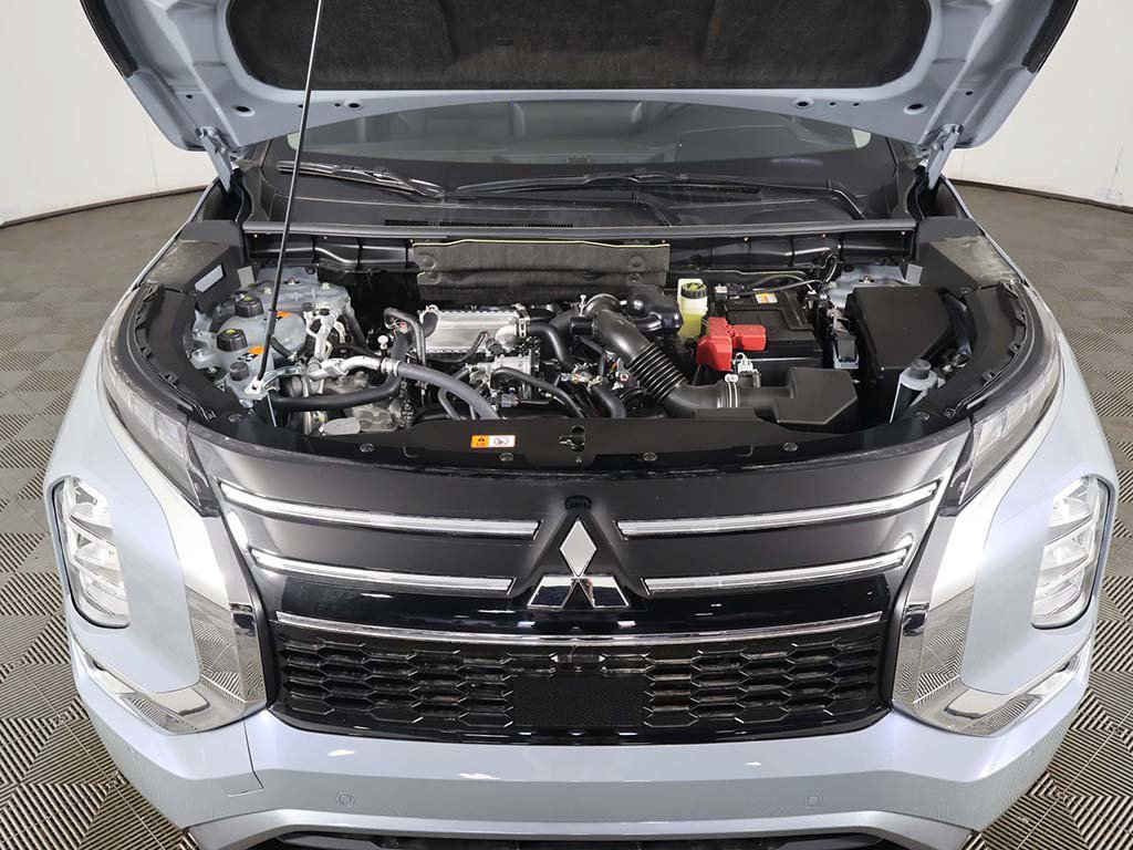 New 2026 Mitsubishi Outlander SE FWD image 21