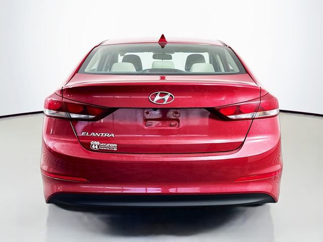 Used 2017 Hyundai Elantra SE FWD image 5