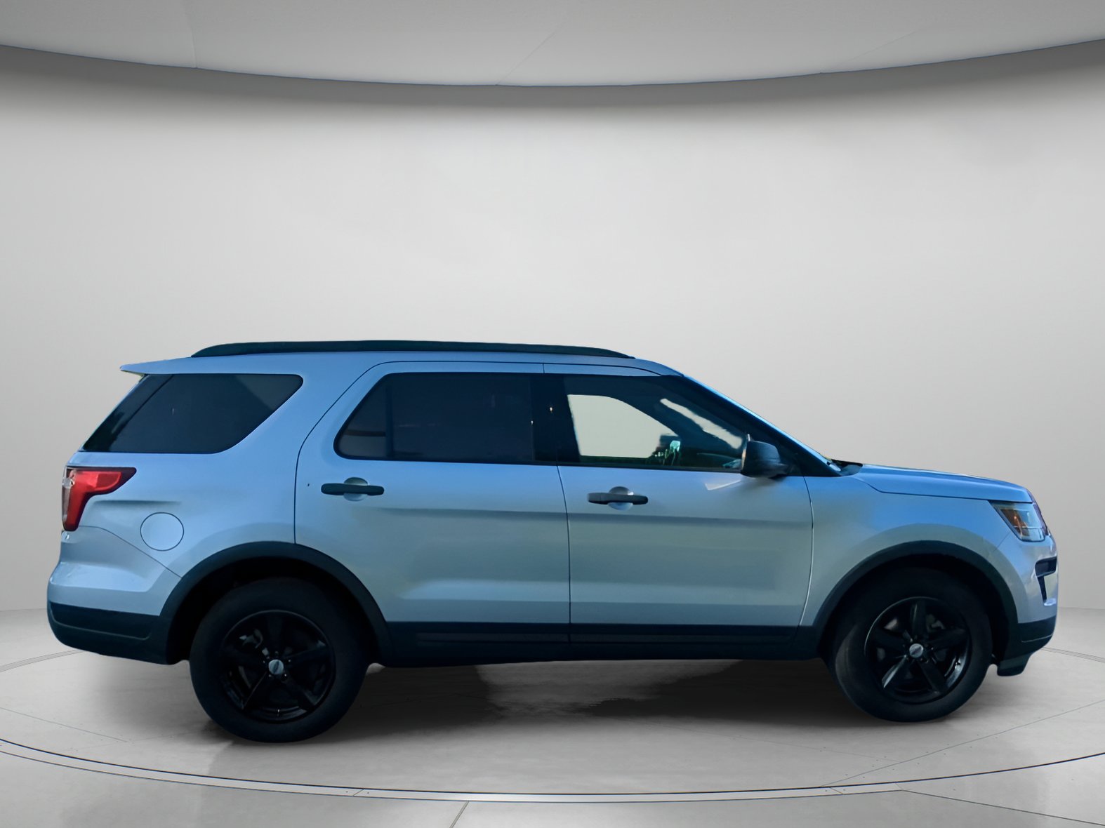 Used 2018 Ford Explorer FWD image 32