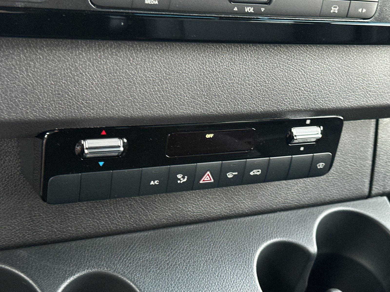 New 2026 Mercedes-Benz Sprinter 2500 image 21
