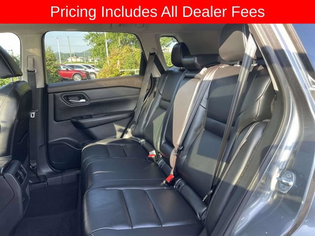 Used 2023 Nissan Rogue SL AWD/4WD image 17