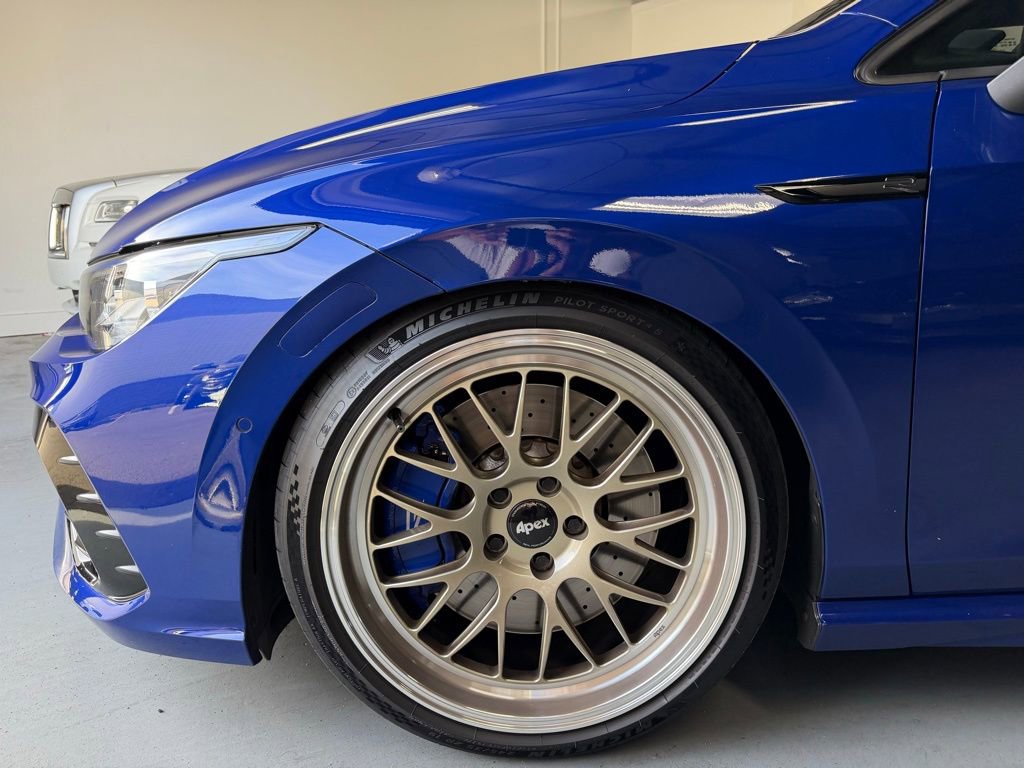 Used 2024 Volkswagen Golf R image 14