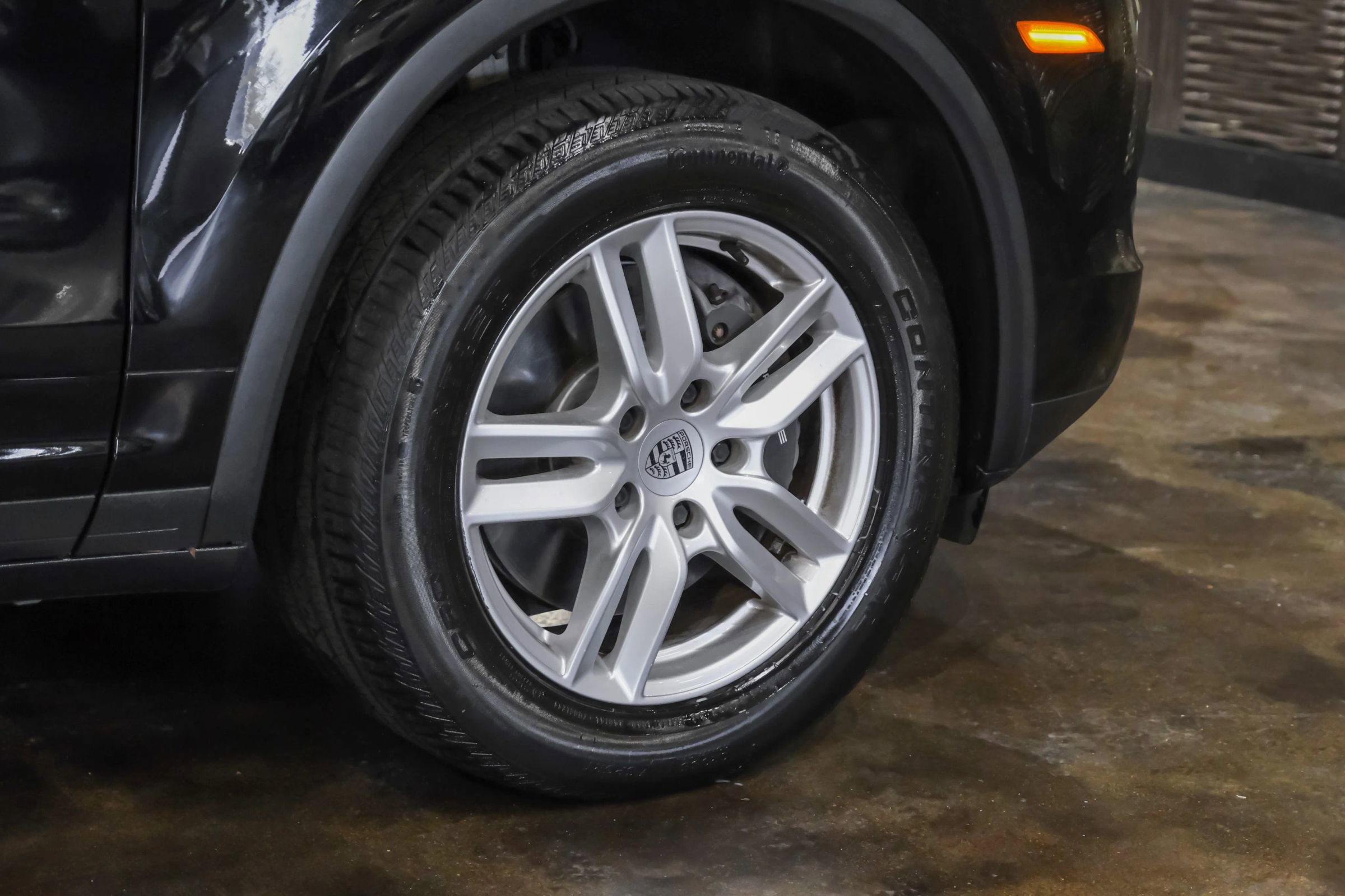 Used 2018 Porsche Cayenne AWD/4WD image 53
