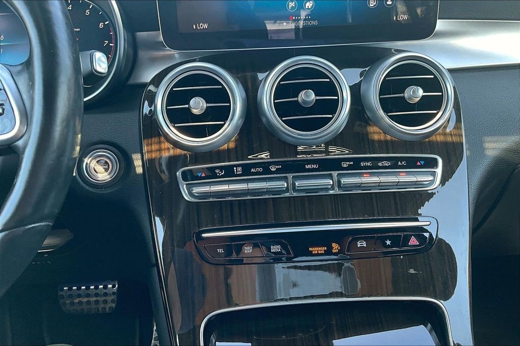 Used 2020 Mercedes-Benz GLC 300 4MATIC Coupe image 15