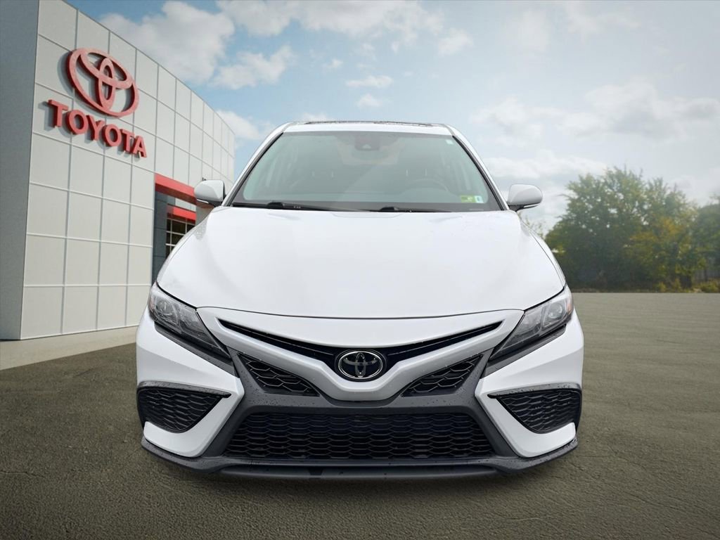 Used 2023 Toyota Camry SE w/ Convenience Package FWD image 8